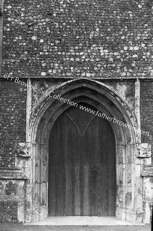 ST EDMUNDS N.DOORWAY